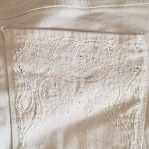 Gloria Vanderbilt capris